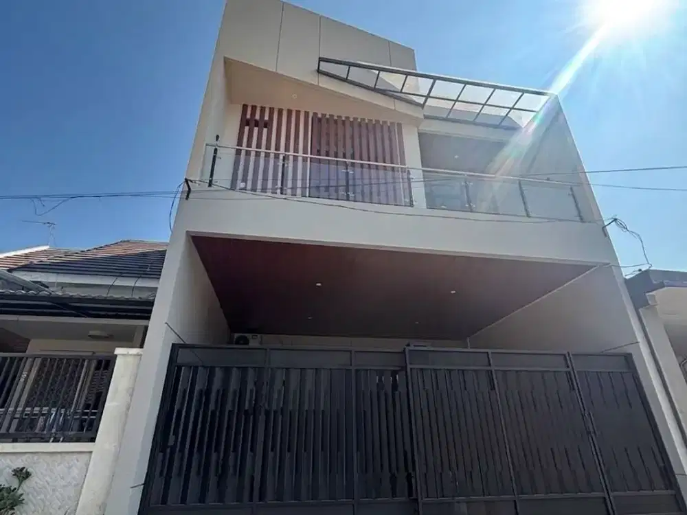 3 LT! Dijual Rumah Semi Furnish Babatan! Baru! Nego! Ada Rooftop