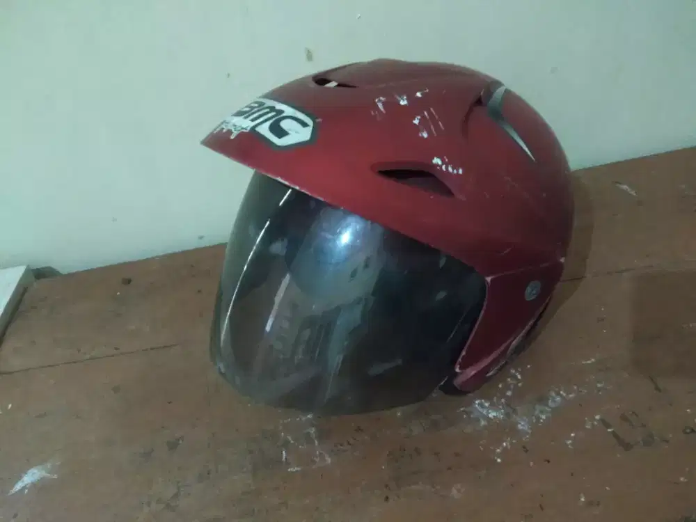 Helm merk BMC secepatnya