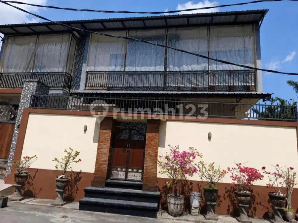 Dijual Rumah 2 Lantai 5 Kamar Full Furnished di Munggu, Mengwi Badung