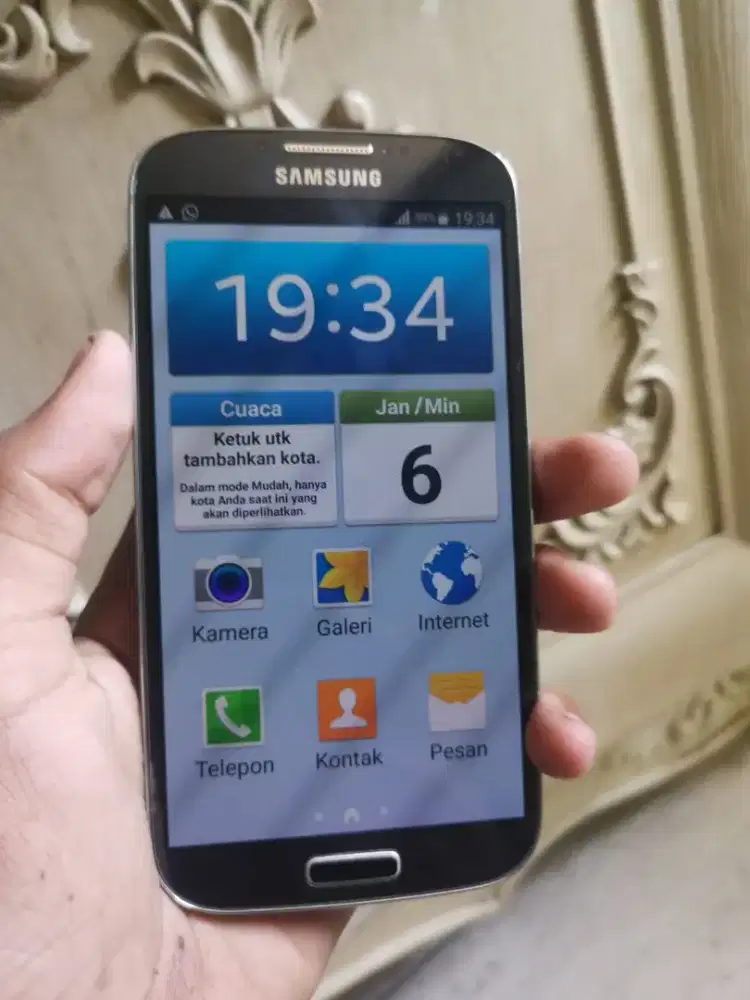 Samsung galaxi S4 4g LTE ram 2 gb