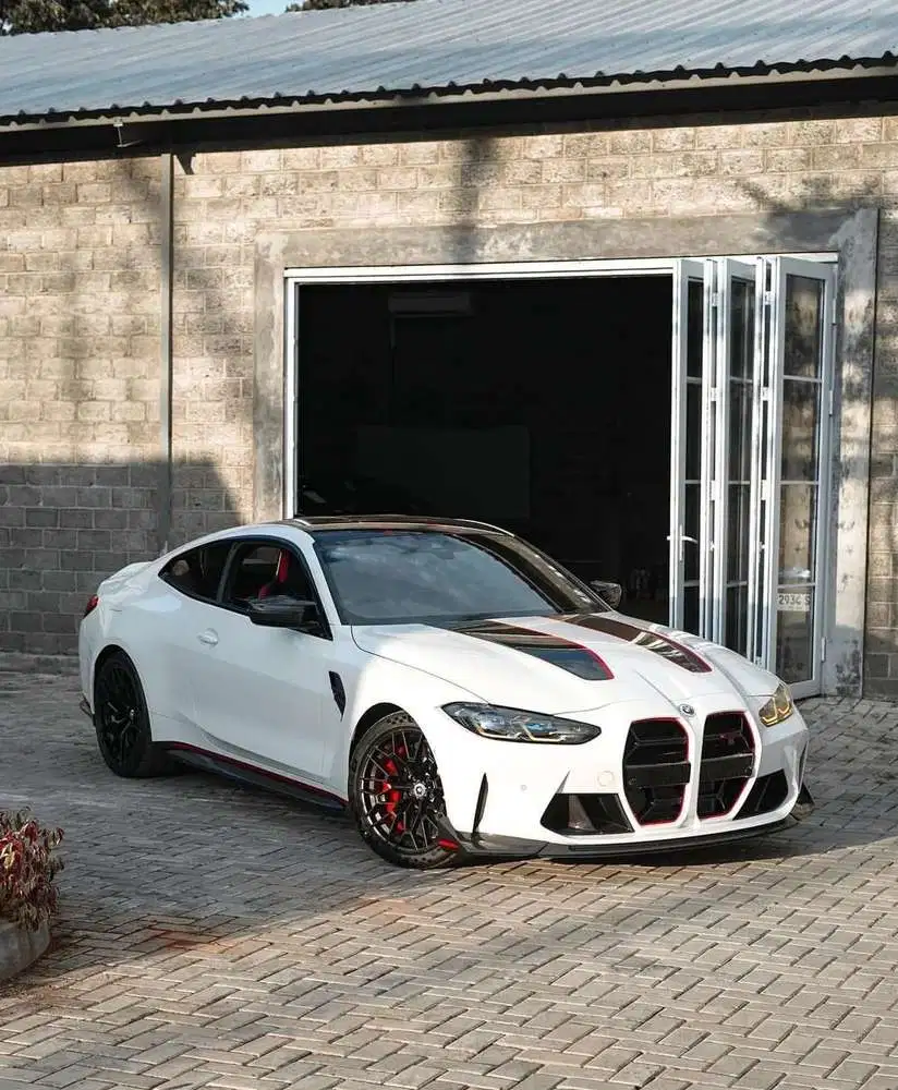 BMW M4 CSL 2022 COMPETITION SPORT LIGHTWEIGHT. LOW KM 2xx Perak RARE