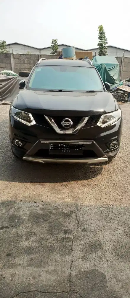 Nissan X-Trail 2017 Warna Hitam