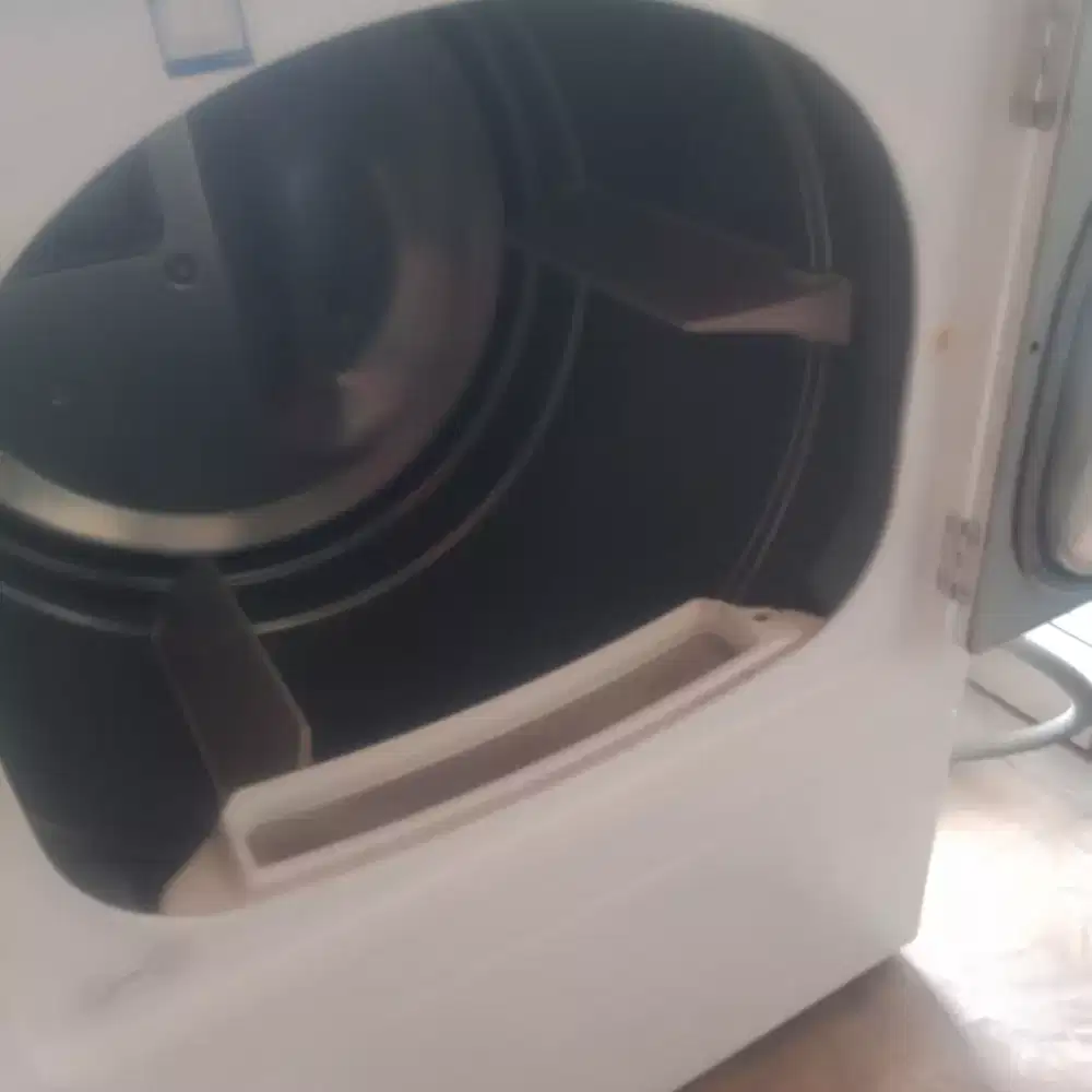 Dijual cepat dryer speed queen 15kg