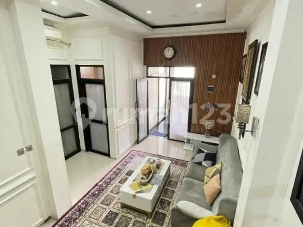 Rumah Cantik Full Furnished Siap Huni di Setra Dago
