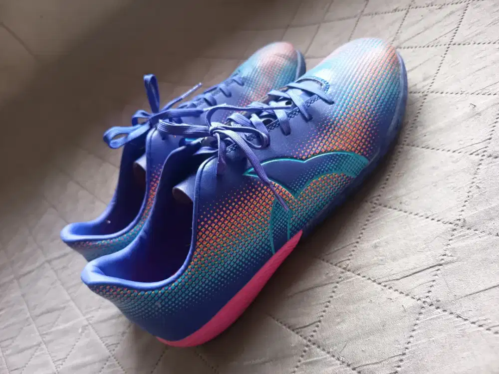 Sepatu Futsal Ortuseight LUMINE IN