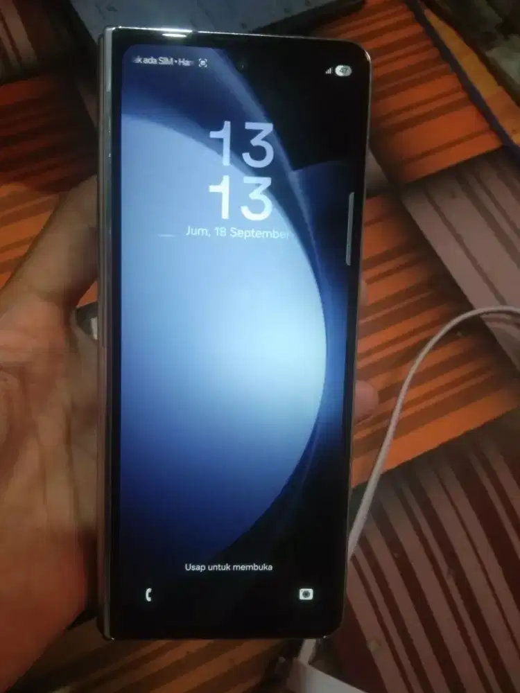 Samsung Z Fold5 , 12/256 normal