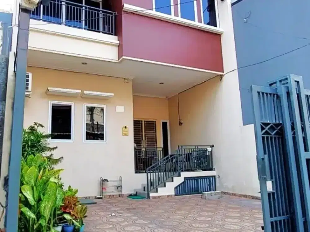 Dijual Rumah Sunter Agung Jakarta Utara 3 Lantai — Bebas Banjir, SHM