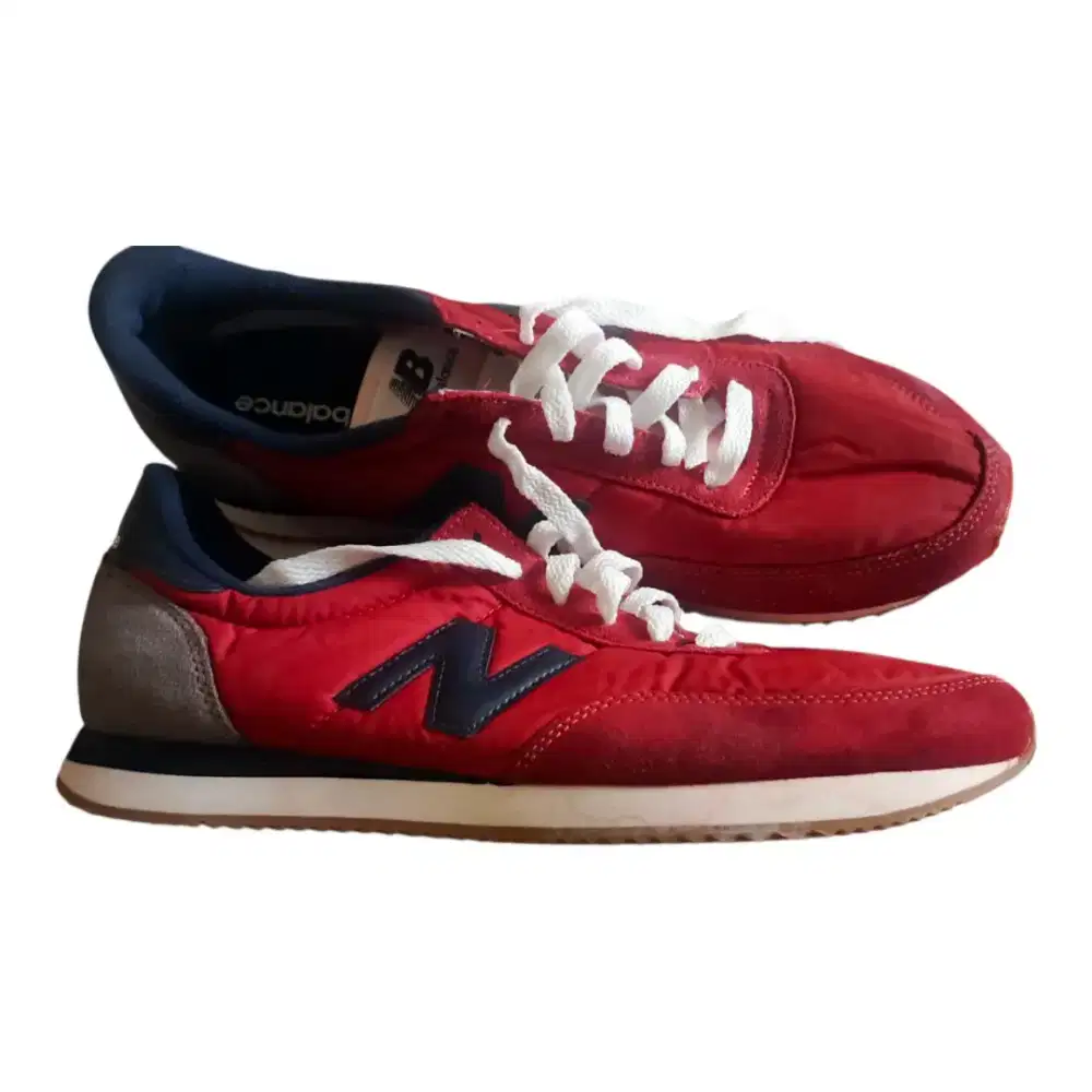 Sepatu jogging New Balance