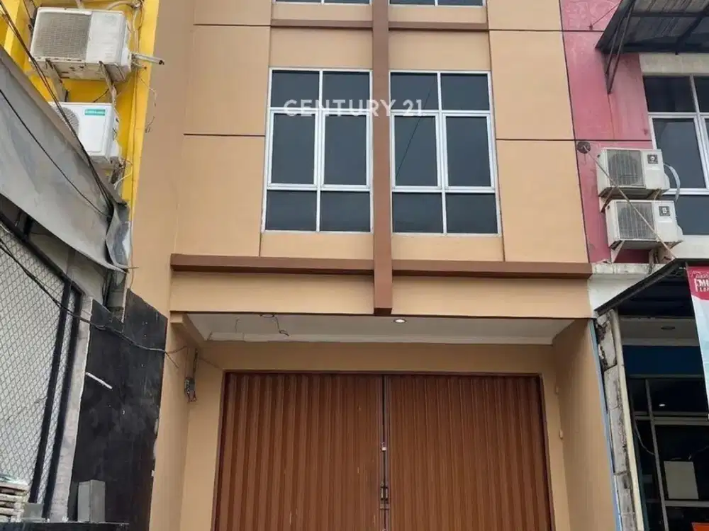 Ruko Turun Harga Drastis  Lokasi  Di Jalan Utama Di Taman Ratu