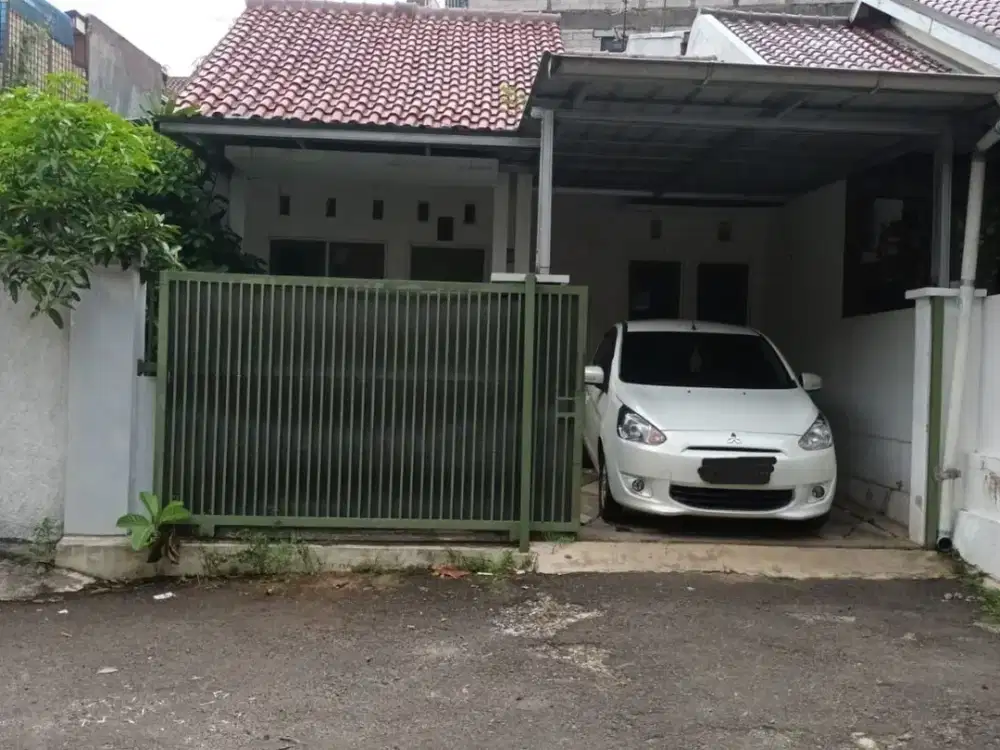DIJUAL RUMAH ASRI & TANAH LUAS DI KOMPLEK NABILA INDAH –