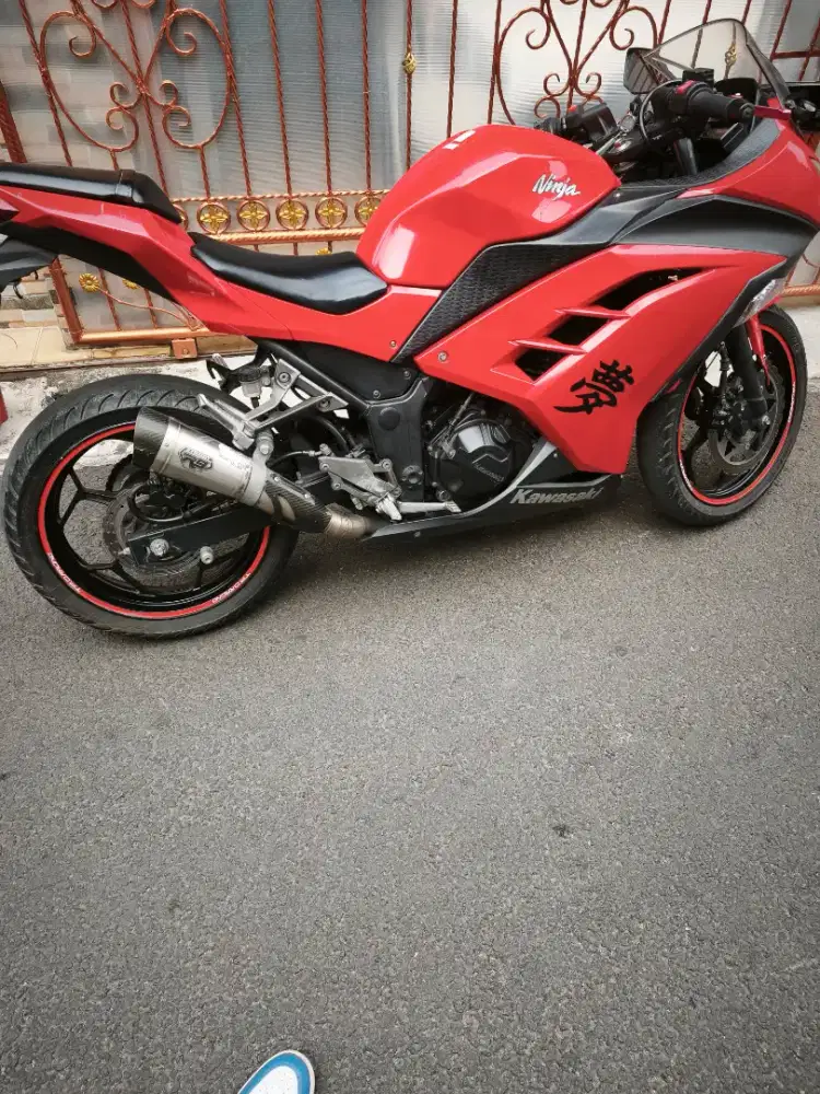 Ninja 250 FI 2015