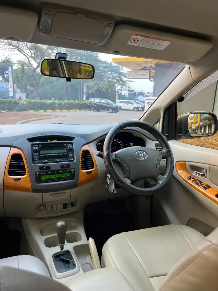 Innova V new model KM low super istmw pjk hidup kunci 3 faktur ada