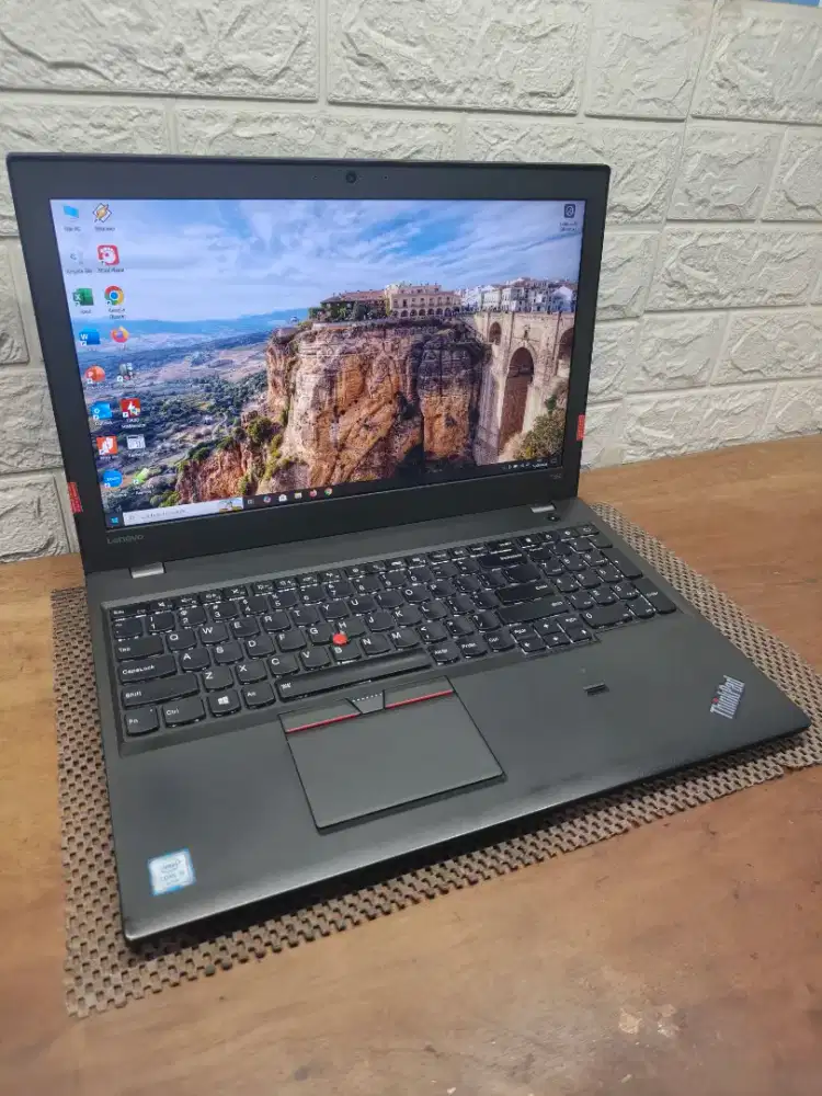 Lenovo Thinkpad T560 intel Core i5 Gen-6 (8/256gb) 15,6 inch FHD JOSS