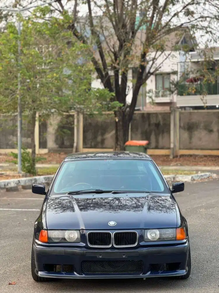 BMW e36 320i M/T 1995 Bensin