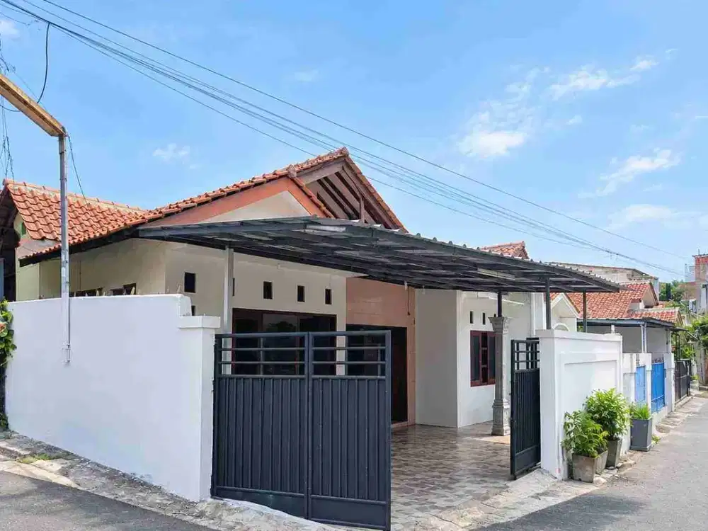 DIJUAL – Rumah SHM LT 213/LB 130 m² 3 KT Dekat Margonda & UI Depok