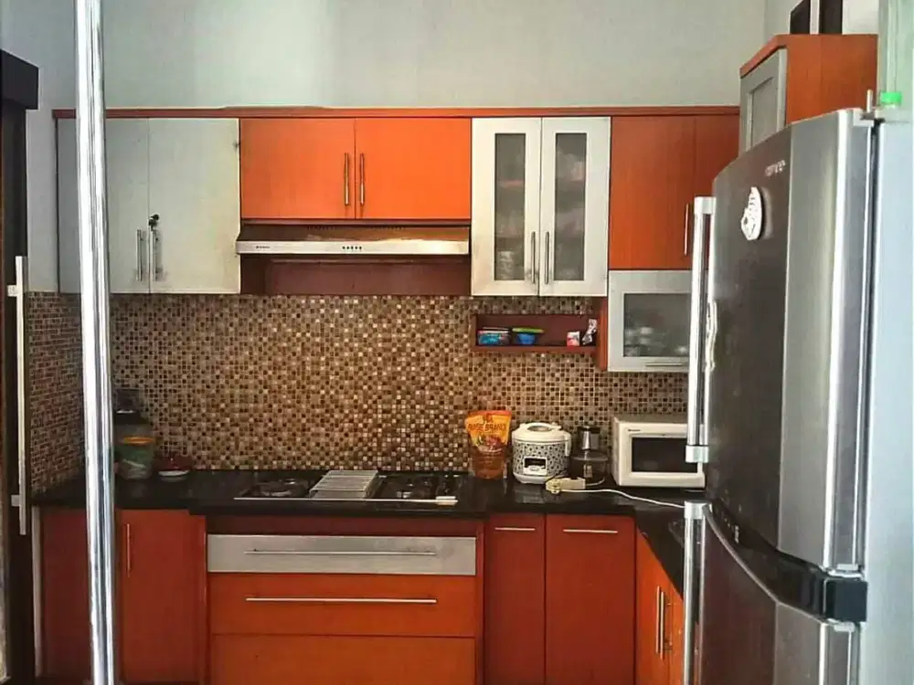 Di Jual Rumah Luas dan Megah di Arcamanik
