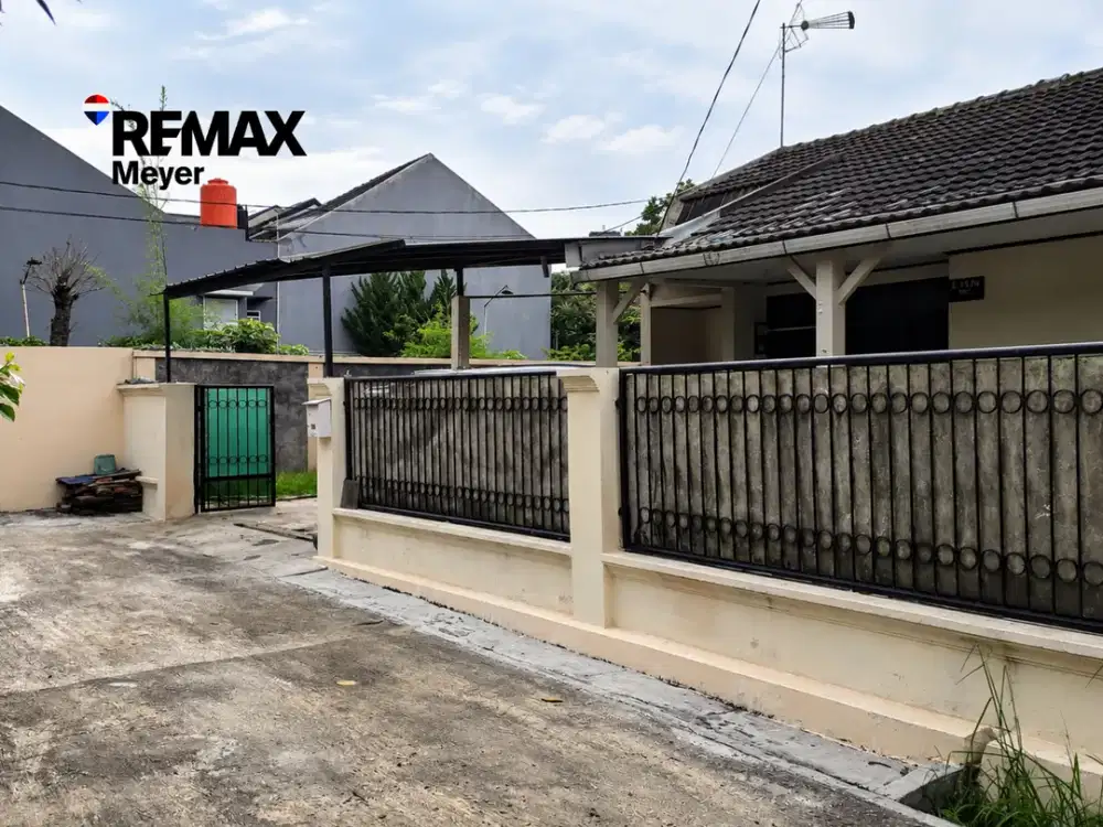 DIJUAL RUMAH DI PERUMAHAN SARUA MAKMUR CIPUTAT