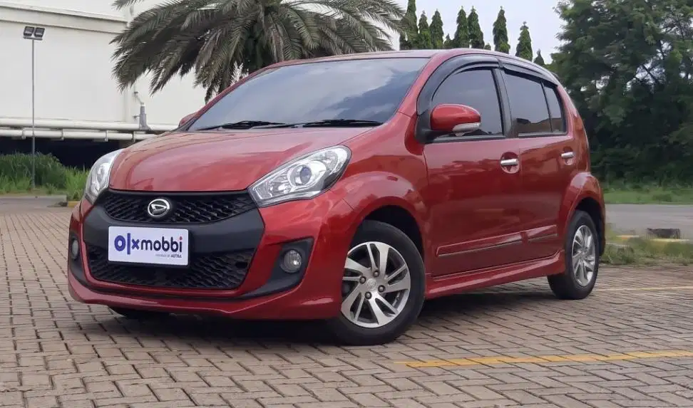 Daihatsu Sirion 1.3 Bensin-AT 2017 Orange