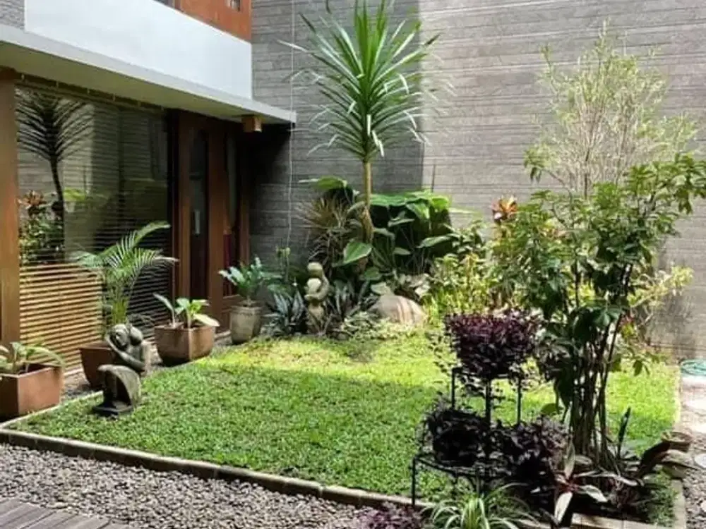 Dijual NEGO Rumah 3 lantai Batununggal Permai, Bandung [ID 662]