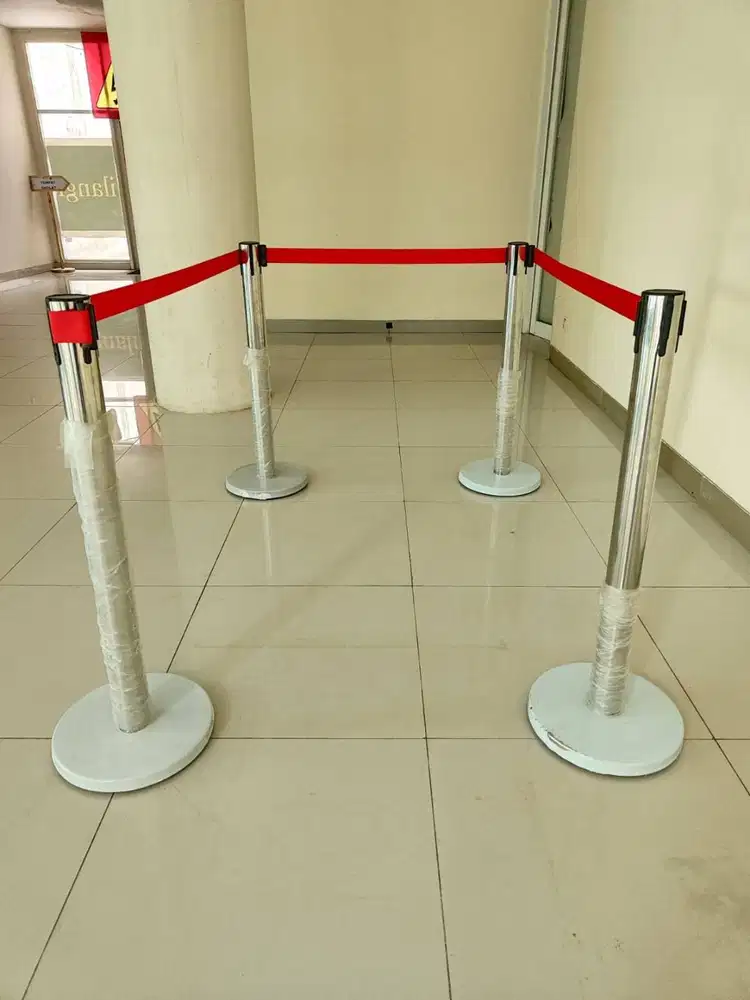 SEWA TIANG PEMBATAS ANTRIAN SEMARANG 15