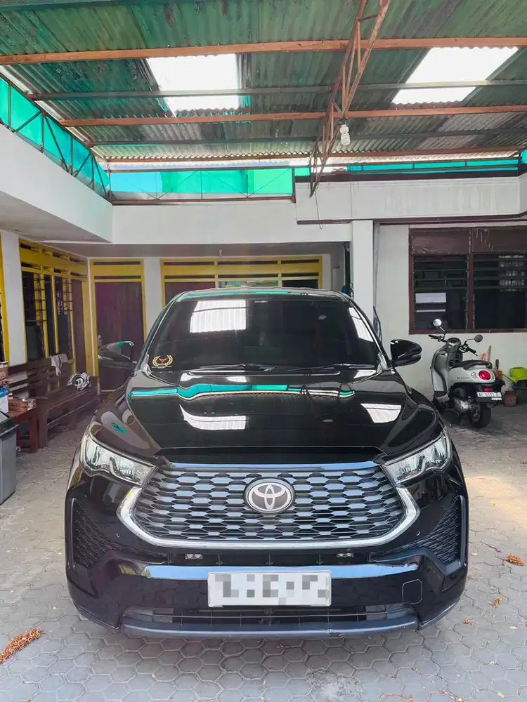 Innova Zenix V Bensin 2.0 2023