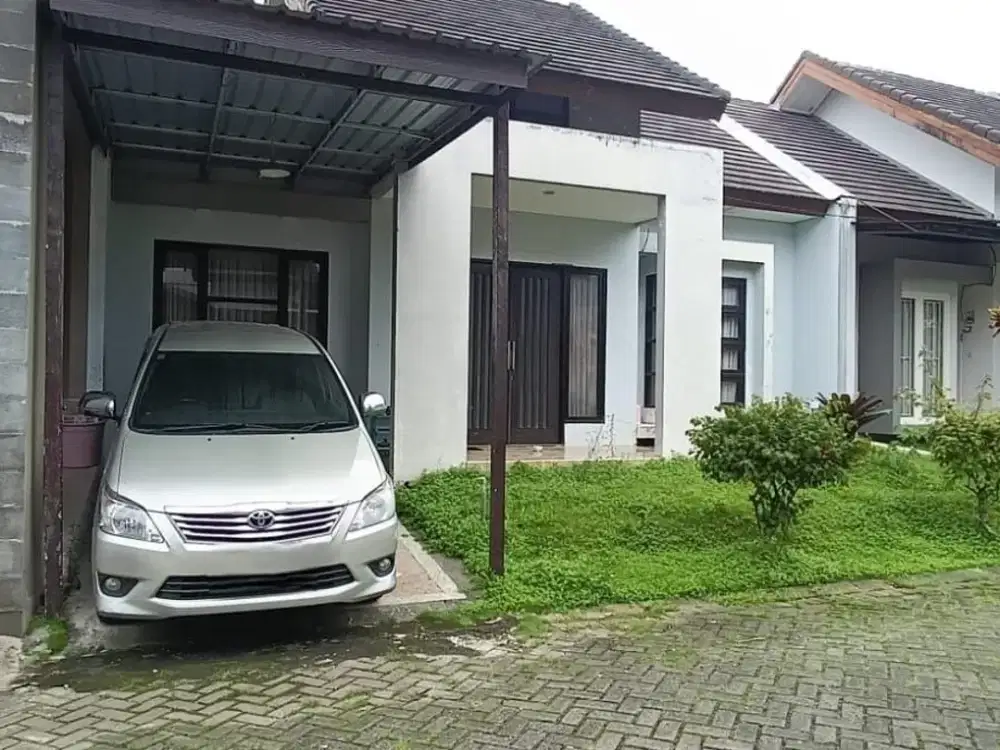 Dijual Rumah Furnish Kawasan Wisata di Royal Garden Regency Malang