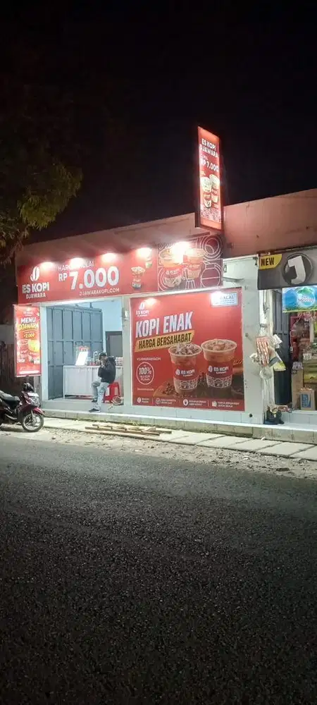 Barista outlet es kopi djawara