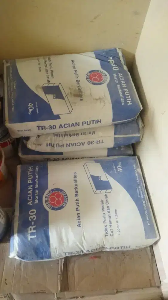 Semen putih mortar acian tiga roda