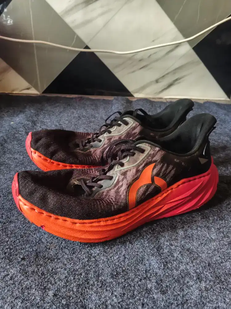 Sepatu running ortus hyperfused 2.1 size 42