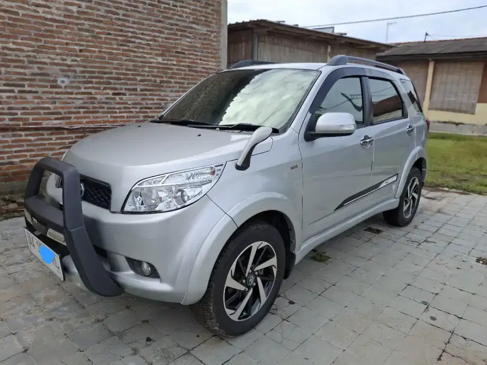 DIJUAL RUSH G 2009 ISTIMEWA