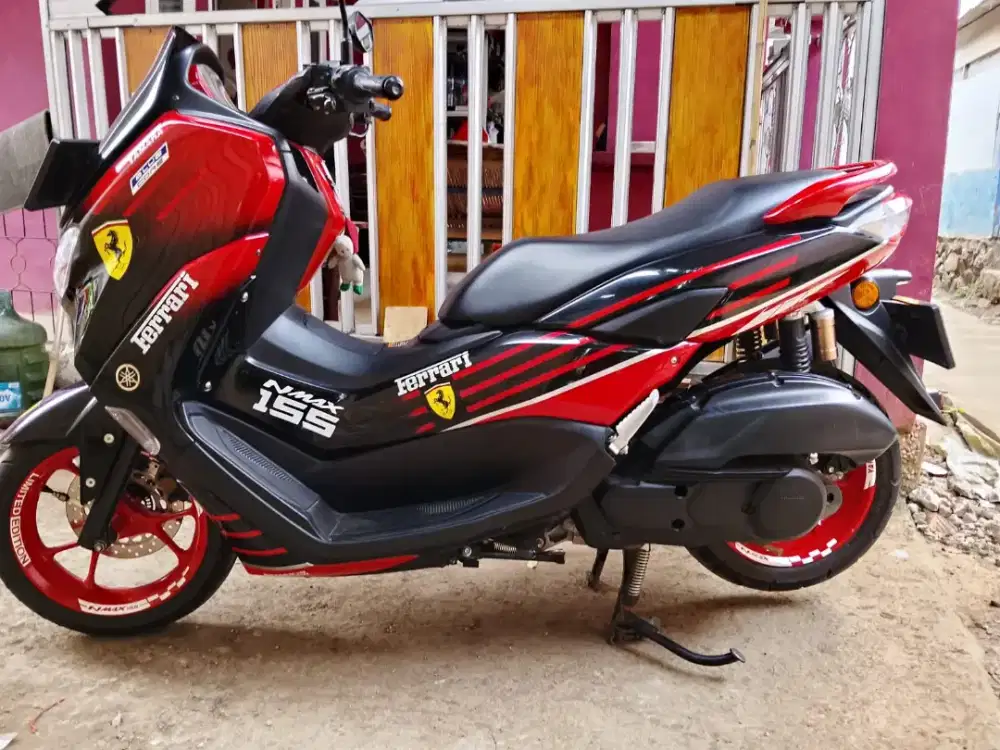 Nmax warna langka, mulus jarang pakai.
