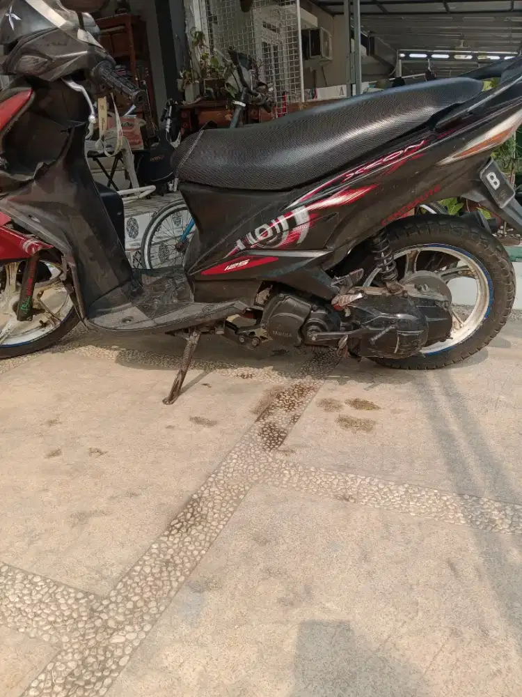 Xeon tahun 2011 dijual