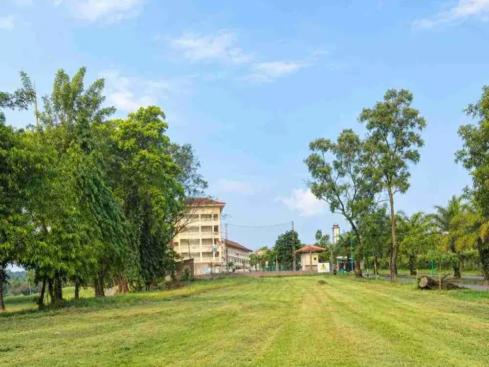 DIJUAL – Tanah HGB 420 m² Golf View Akses Boulevard Utama Palm Spring Karawang
