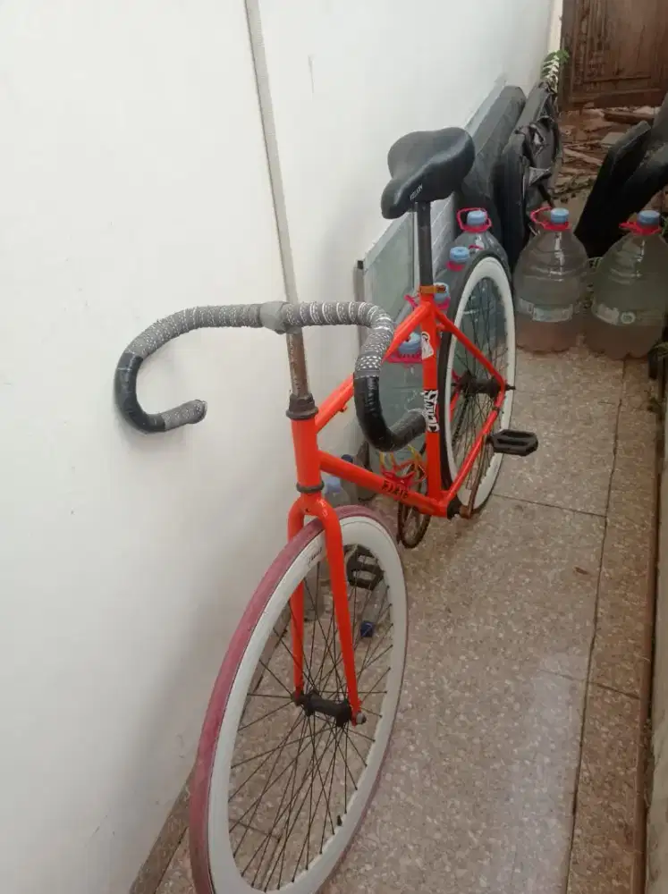 Sepeda fixie rem torpedo