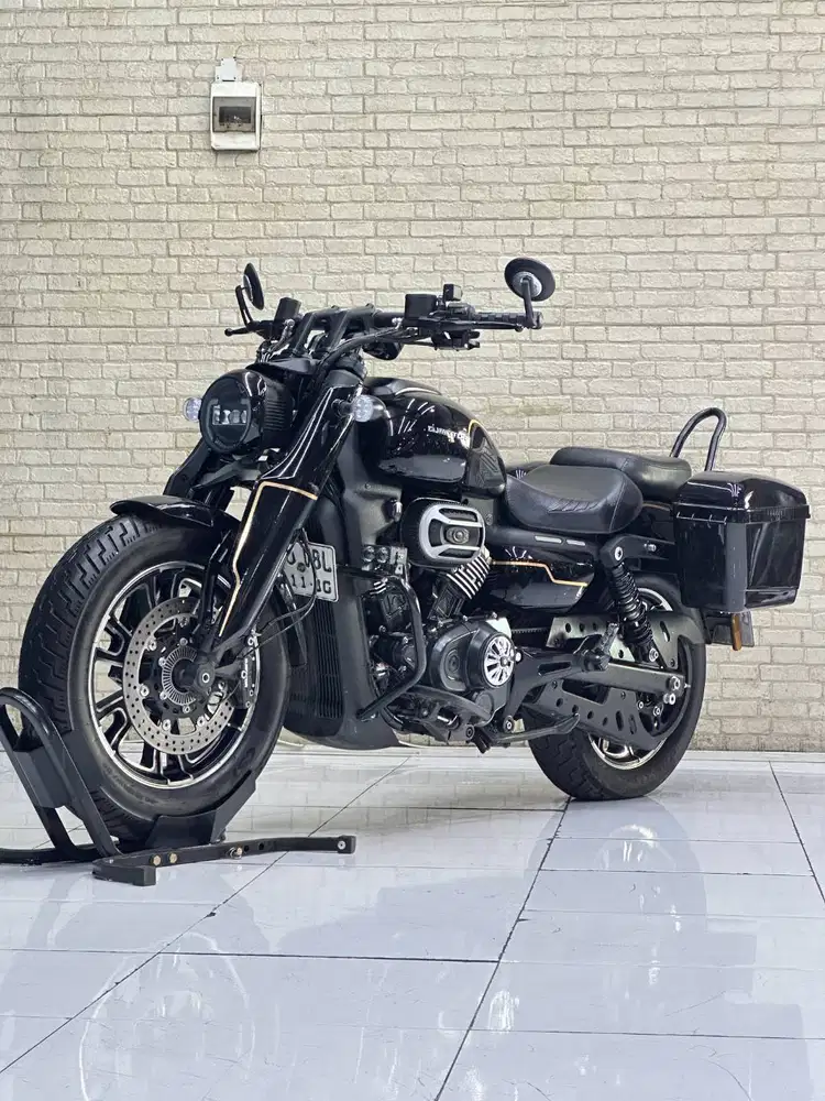 QJ Motor SRV Libero 250 Automatic