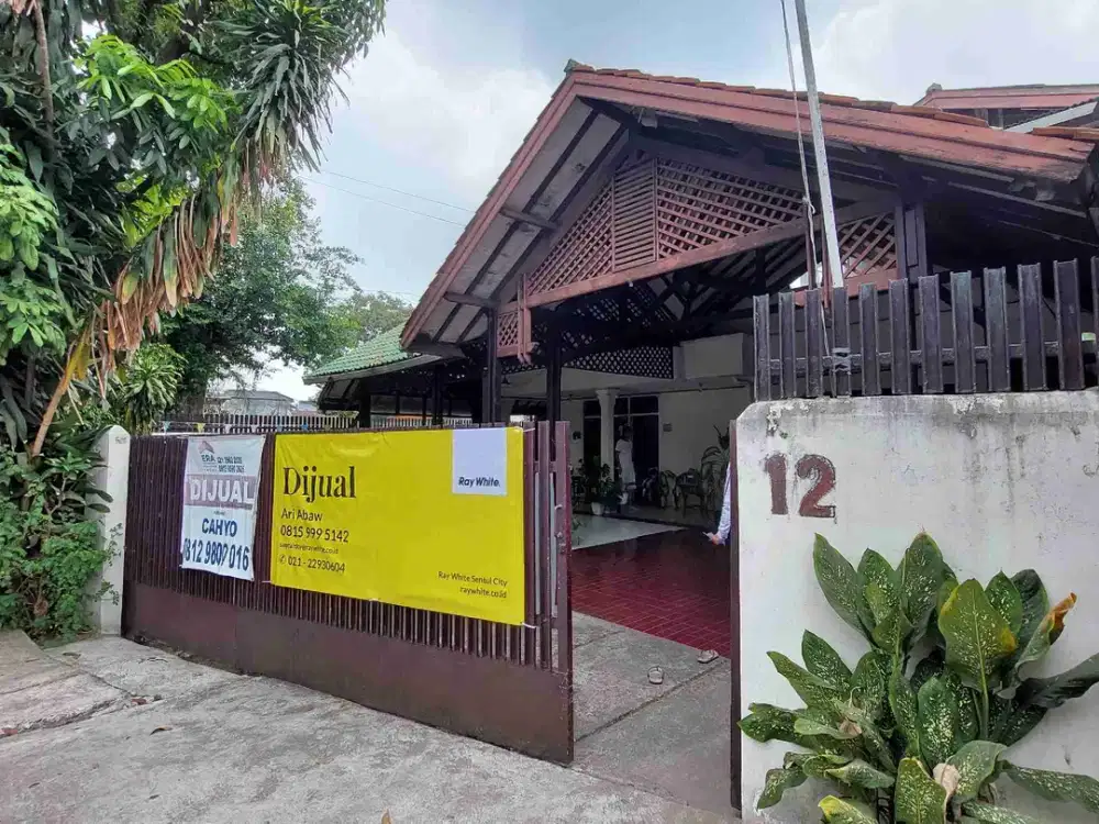 Rumah Strategis Usaha, Kantor di pinggir jalan utama PKP Cibubur Area Padat Penduduk dan Usaha