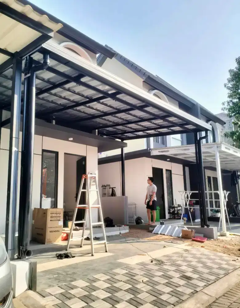 Kanopi baja ringan dan garasi