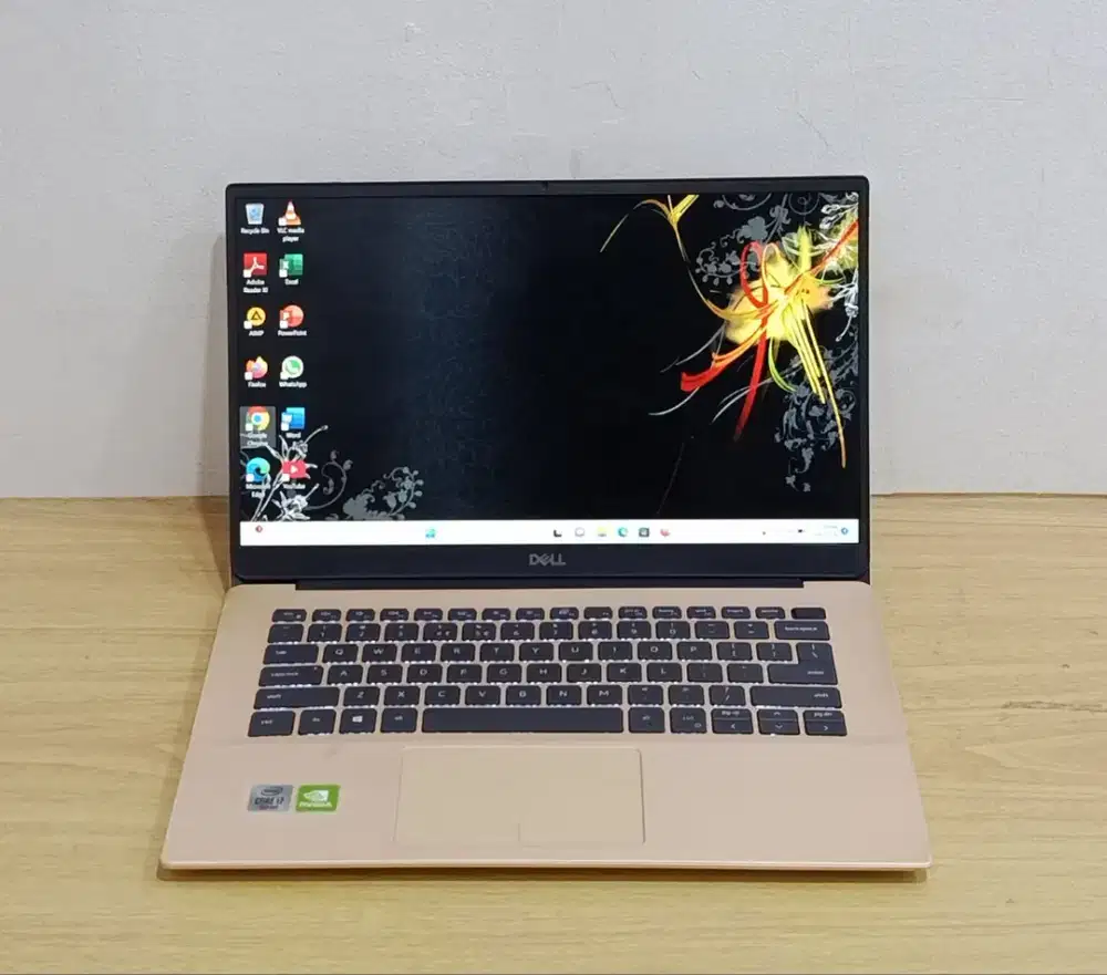 Laptop DELL Inspiron 5490