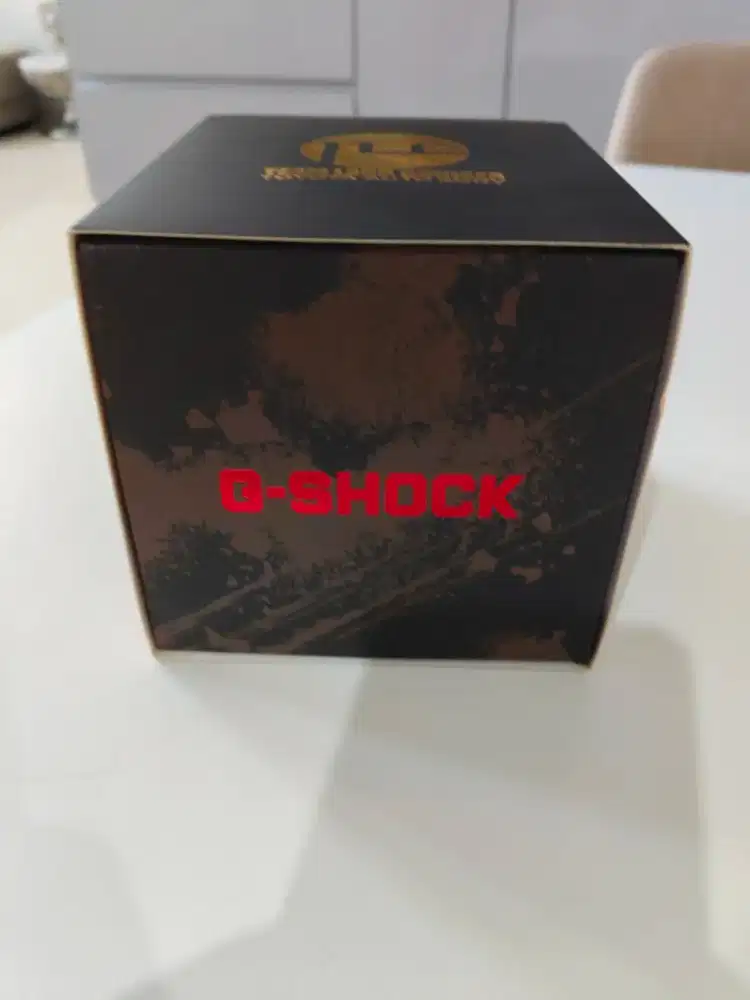 GSHOCK limited edition Team Land Cruiser (TLC) MUDMAN