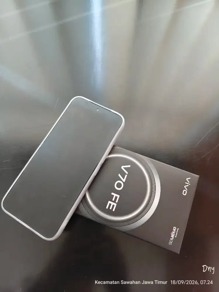Jual Vivo V70 FE karena ganti Iqoo