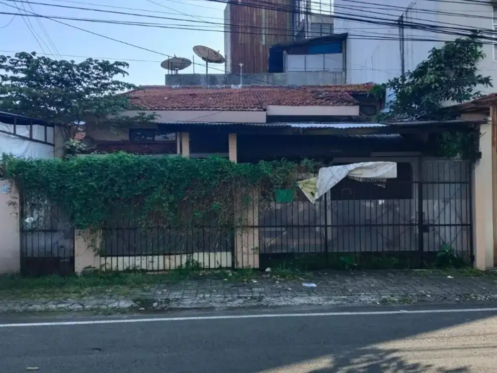 Disewakan Rumah 1,5 Lantai Tengah Kota Semarang