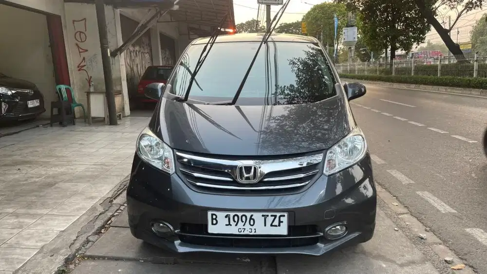 FREED SD 2012 KM 50 rbuan