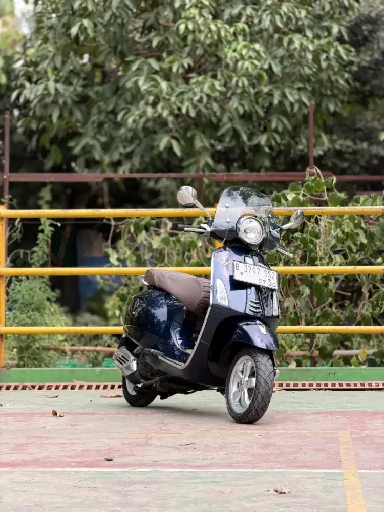DIJUAL PIAGGIO VESPA PRIMAVERA 150 3V TAHUN 2015 PERFECT CONDITION