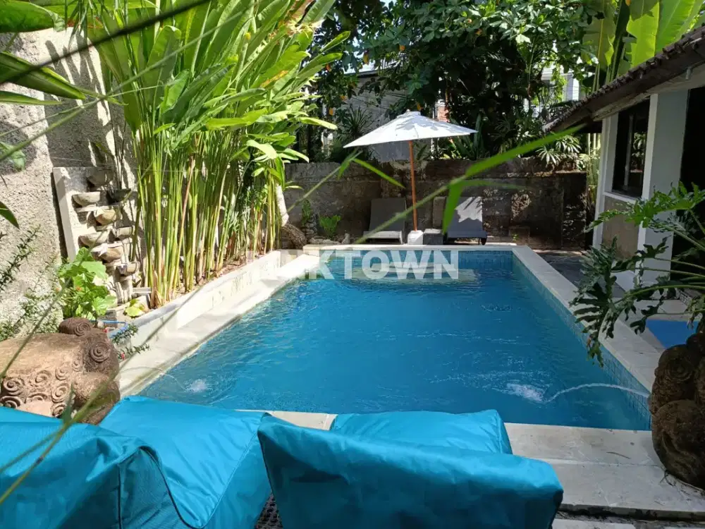 DIJUAL VILLA SEMINYAK BALI