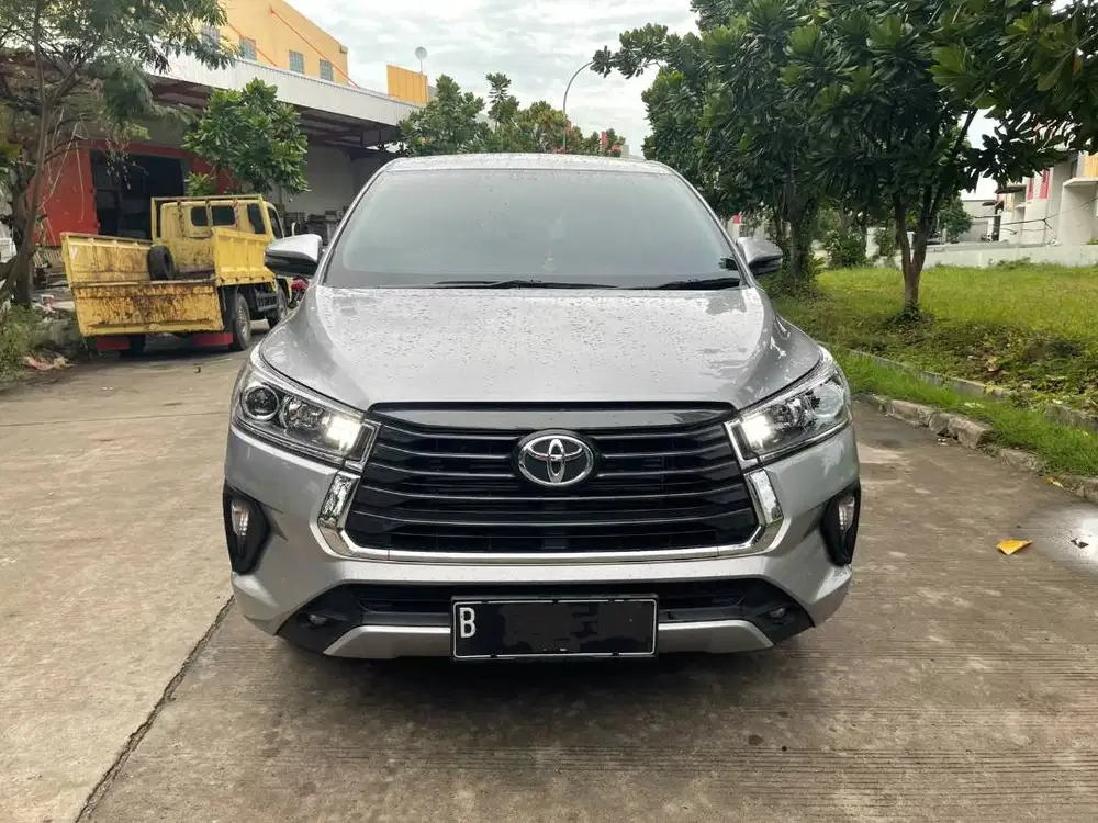 Dijual Kijang Innova 2.4 V AT
