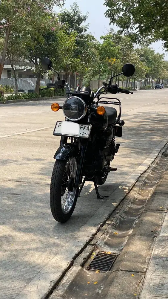 Kawasaki W175 2024 CBU