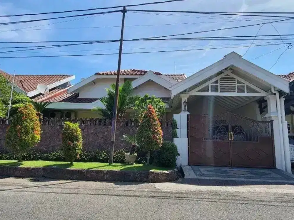 DIJUAL RUMAH NGINDEN INTAN BARAT SUKOLILO SURABAYA RON.A1035