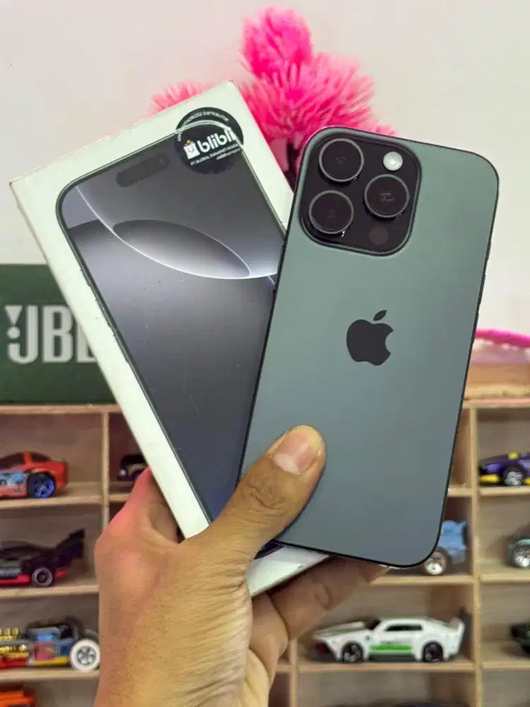 Iphone 16 pro 256gb black second resmi GDN (blibli)