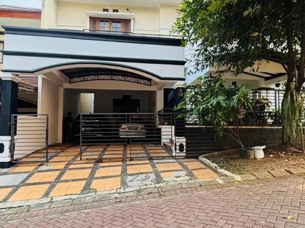 DIJUAL RUMAH MEWAH 2 LANTAI – PURI TRIWEDARI