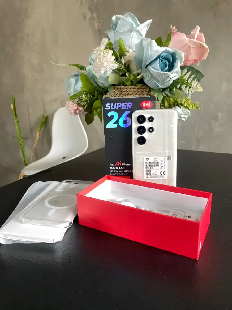 ITEL SUPER 26 ULTRA RAM 16GB / ROM 256GB WHITE